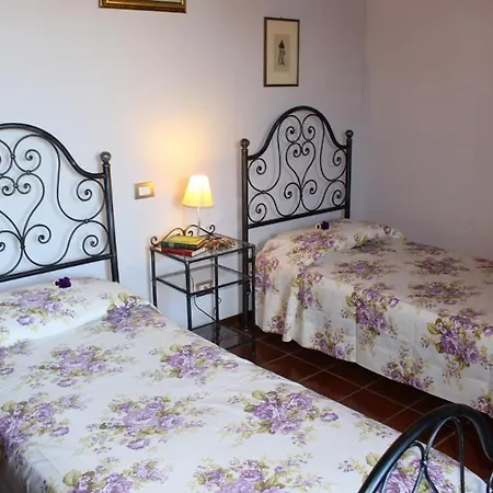 Sigliano Sleeps 4 Pool Wifi * San Litardo