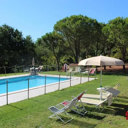 Sigliano Sleeps 4 Pool Wifi Apartment