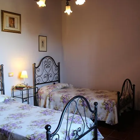 Sigliano Sleeps 4 Pool Wifi San Litardo