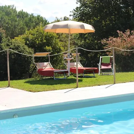 Apartment Sigliano Sleeps 4 Pool Wifi