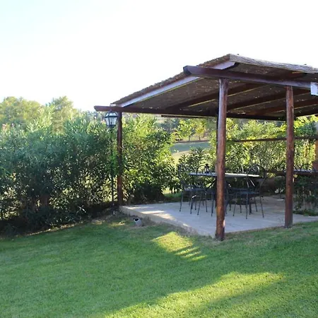 Sigliano Sleeps 4 Pool Wifi Apartment