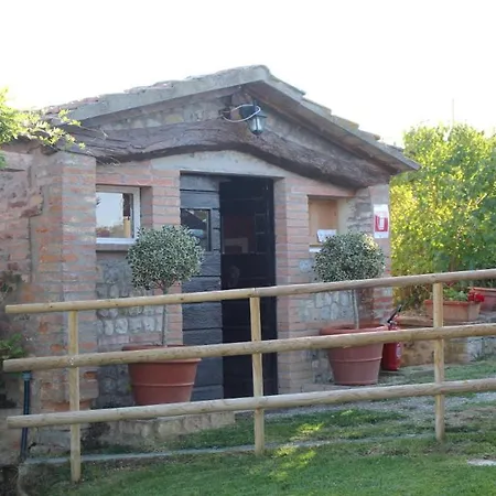 Sigliano Sleeps 4 Pool Wifi * San Litardo
