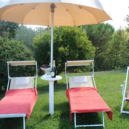 Sigliano Sleeps 4 Pool Wifi Apartment *
