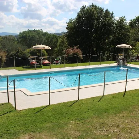 Sigliano Sleeps 4 Pool Wifi Apartment