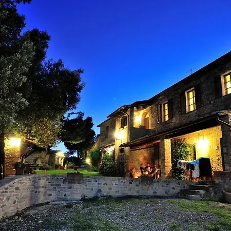 Sigliano Sleeps 4 Pool Wifi Apartment