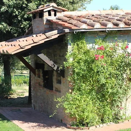 Apartment Sigliano Sleeps 4 Pool Wifi *
