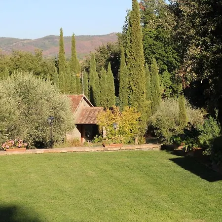 Sigliano Sleeps 4 Pool Wifi Apartment