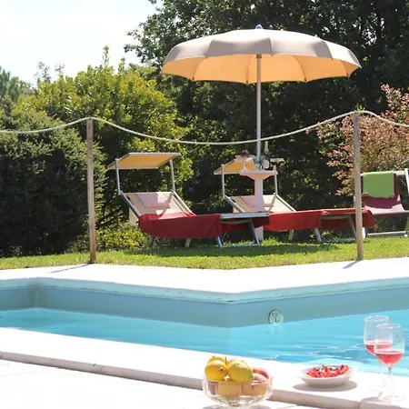 Apartment Sigliano Sleeps 4 Pool Wifi San Litardo