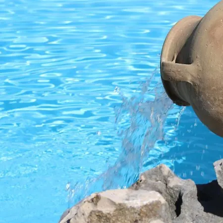 Sigliano Sleeps 4 Pool Wifi San Litardo
