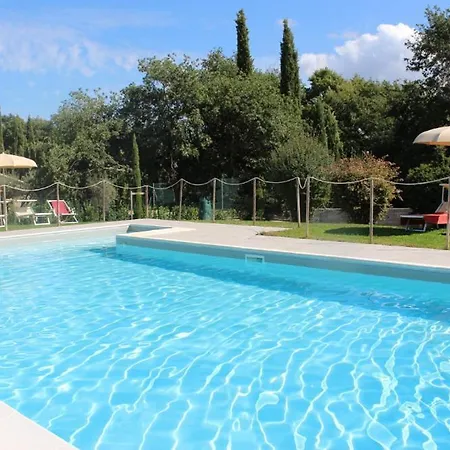 Apartment Sigliano Sleeps 4 Pool Wifi
